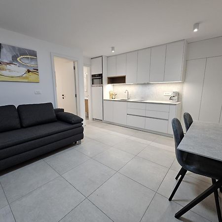 Seaview Apartment Mirjam With Jacuzzi 포르토로즈 외부 사진