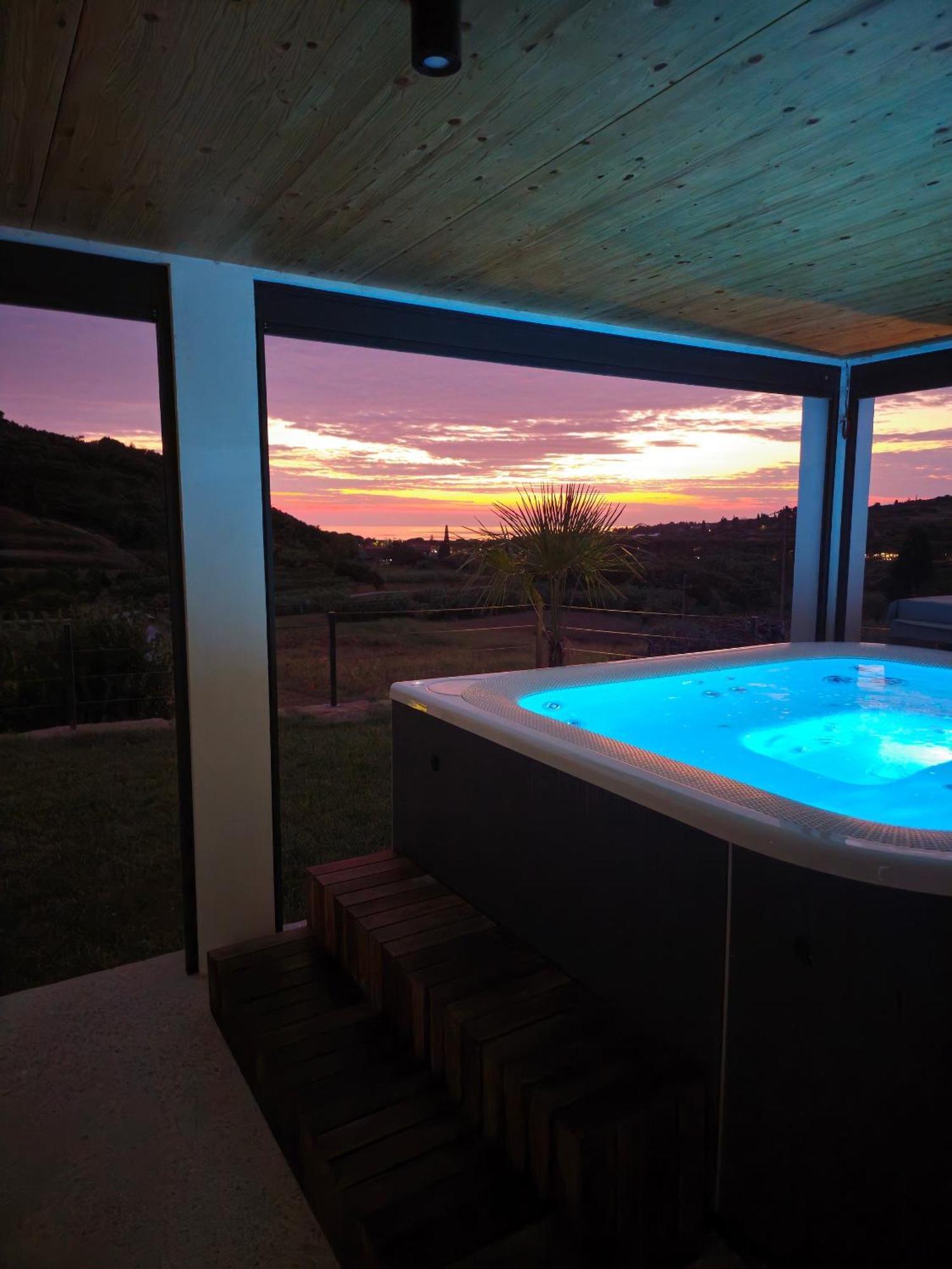 Seaview Apartment Mirjam With Jacuzzi 포르토로즈 외부 사진