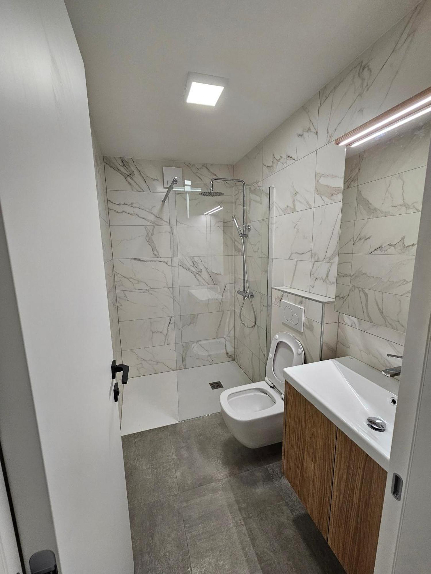 Seaview Apartment Mirjam With Jacuzzi 포르토로즈 외부 사진